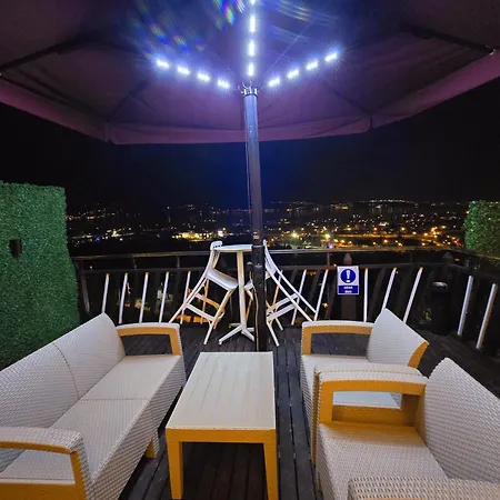 Bed & Breakfast New Woir Bungalovs *